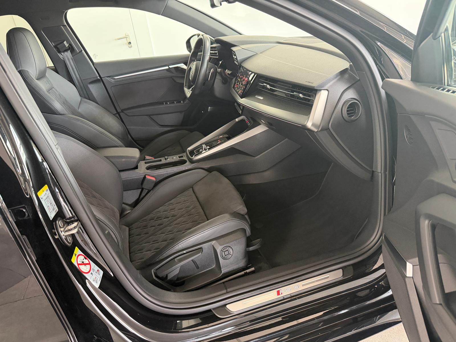 Audi RS3 2.5 TFSI qu. Limousine MATRIX B&O Pano ACC foto 7