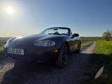 Mazda MX-5 1.9 16V Unplugged-HARDTOP-TEILRESTAURIERT - gebrauchte Mazda MX-5 aus dem Jahr 2004