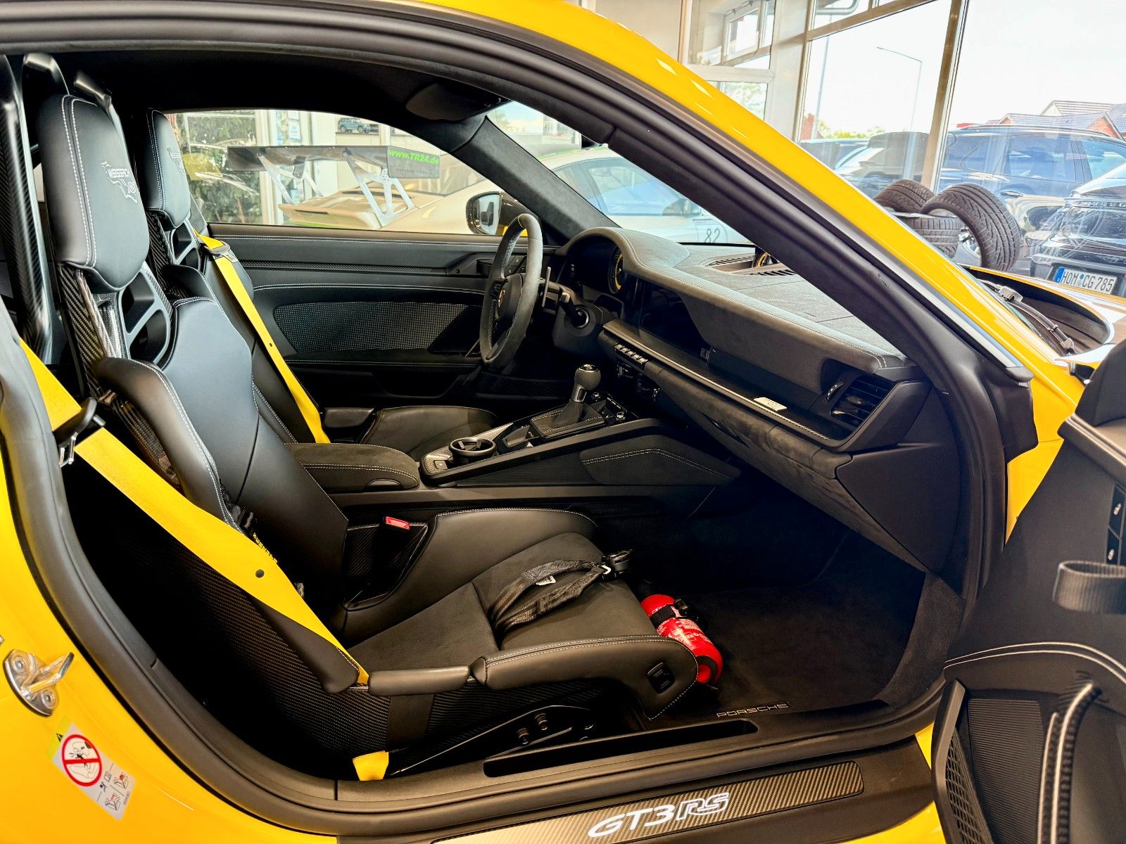 Fahrzeugabbildung Porsche 911 992 GT3 RS Weissach/PCCB/Clubsport/LIFT