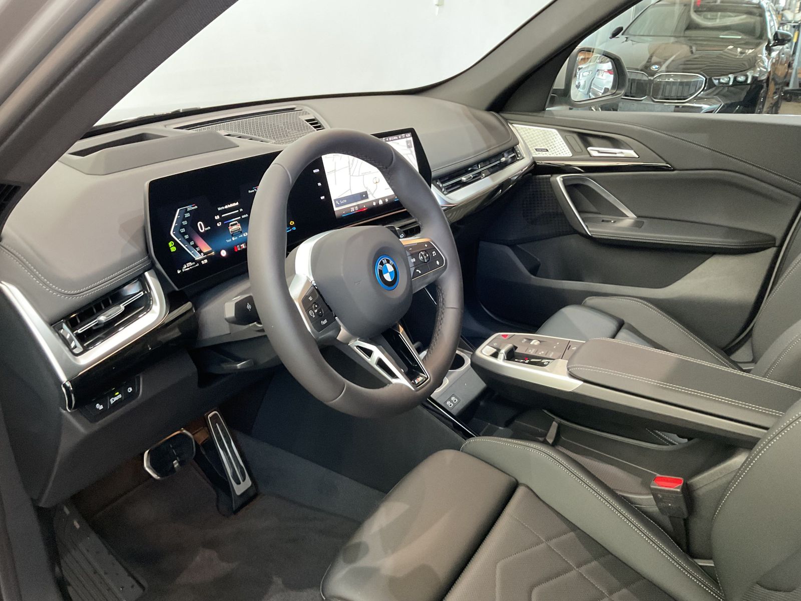 Fahrzeugabbildung BMW X1 xDrive25e Head-Up Display, AHK, Komfortzugang