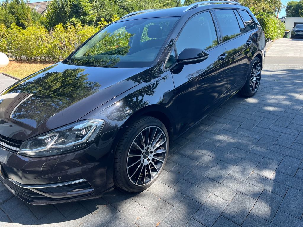 Image of Volkswagen Golf
