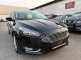 Ford Focus 1.5 TDCI Titanium, Navi, PDC, AHK, 2.Hand - Ford Focus Gebrauchtwagen in Münster