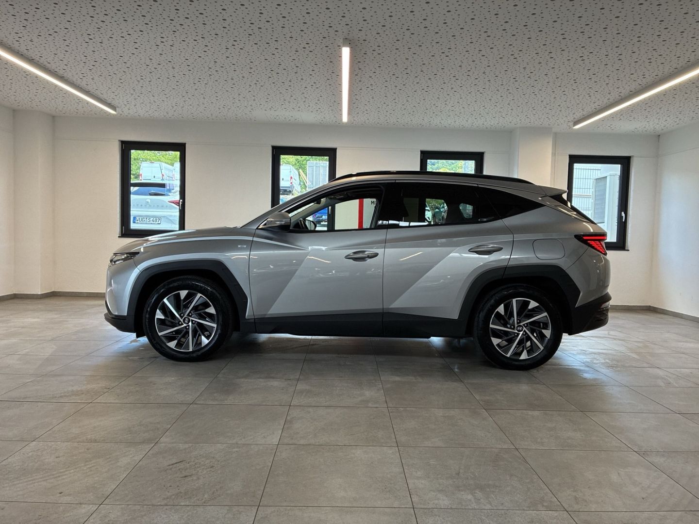 Hyundai Tucson 1.6 CRDi MH Trend Bi-LED PDC KAM ACC NAVI imagem 2