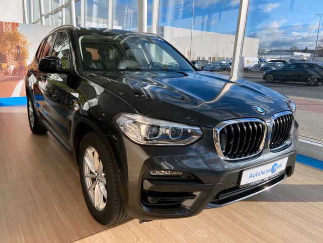 BMW X3 xDrive20i Head-Up Panorama Kamera DAB LED