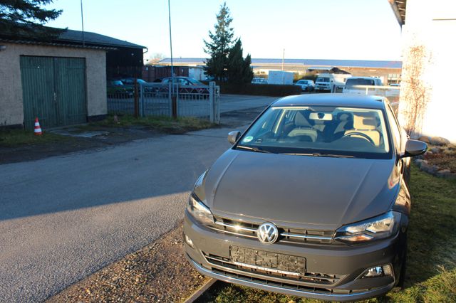 Volkswagen Polo VI Highline