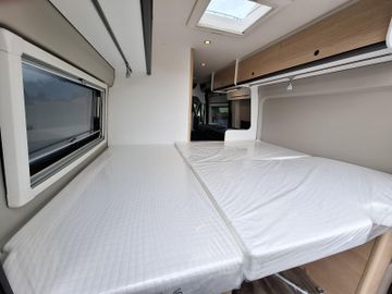 Sunlight Adventure Cliff 600 Fiat 8G Autom. Solar LED