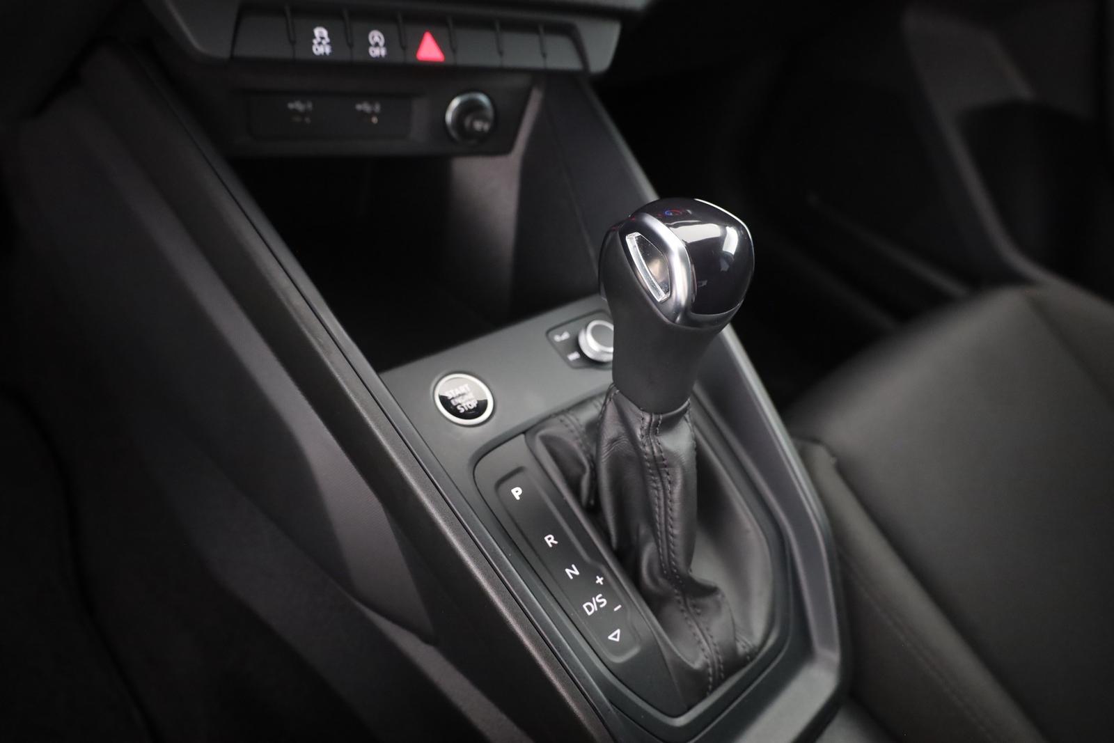 Audi A1 Sportback 25 TFSI LED Sitzheizung App-Connect, миниатюра 14