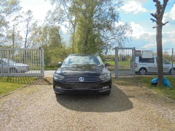 Volkswagen Passat Variant - 2