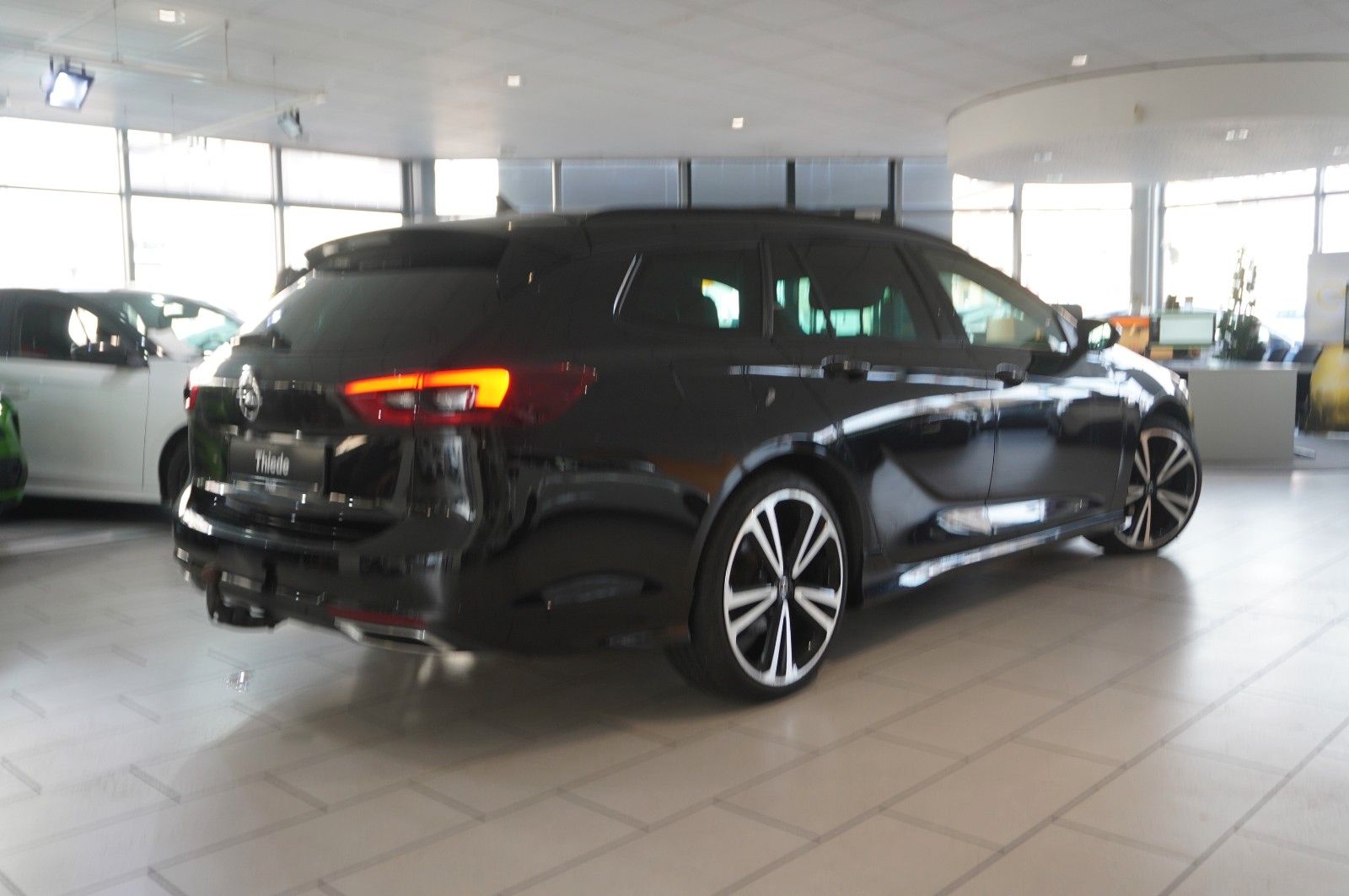 Fahrzeugabbildung Opel Insignia B ST 2.0D ULTIMATE NAVI/OPC/KAMERA/AHK