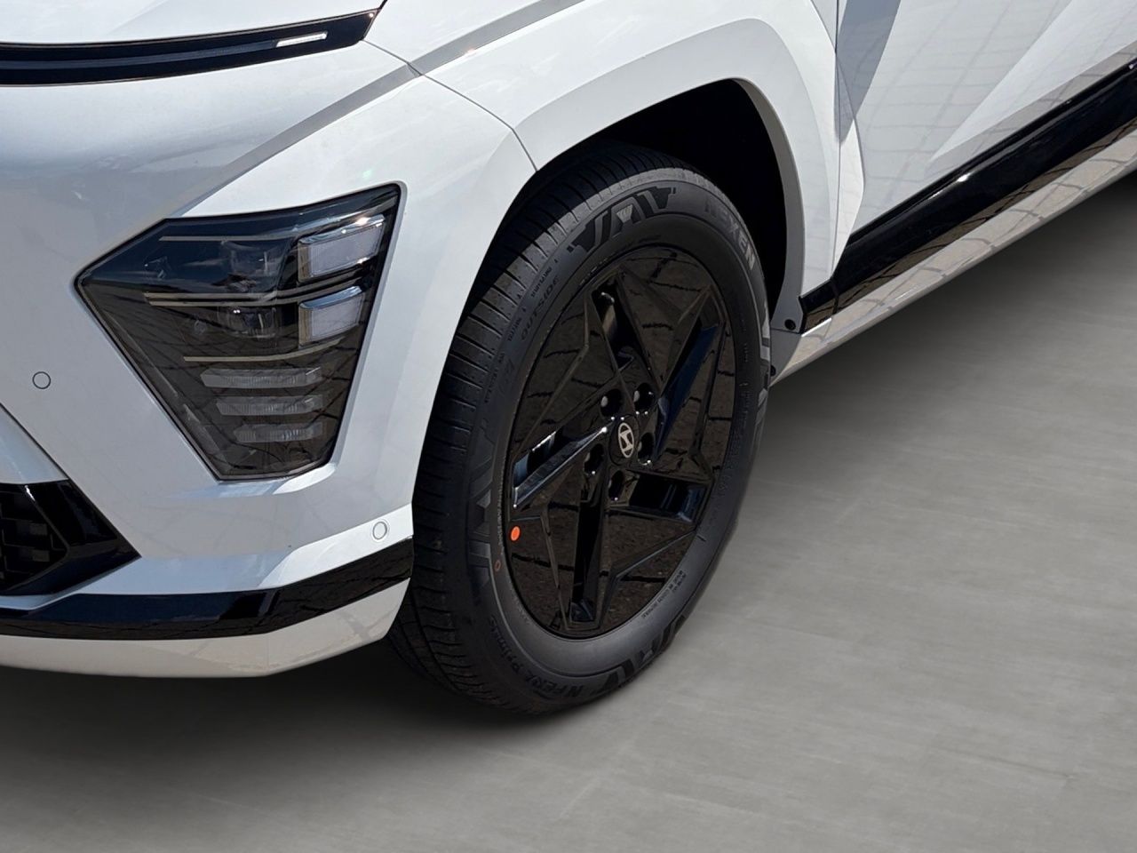 Fahrzeugabbildung Hyundai KONA TREND 2xKlima 360 ACC AUT Akustikglas Kam.