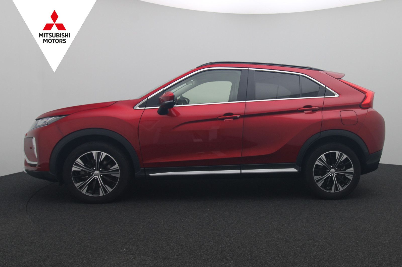 Fahrzeugabbildung Mitsubishi Eclipse Cross 1.5 Top 4WD ACC LED PANO HUD