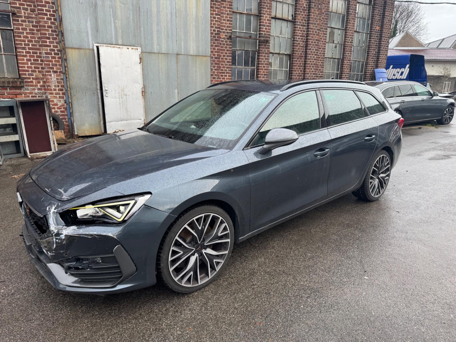 Cupra Leon Sportstourer VZ 2.0 Automatik Kamera Car 1H