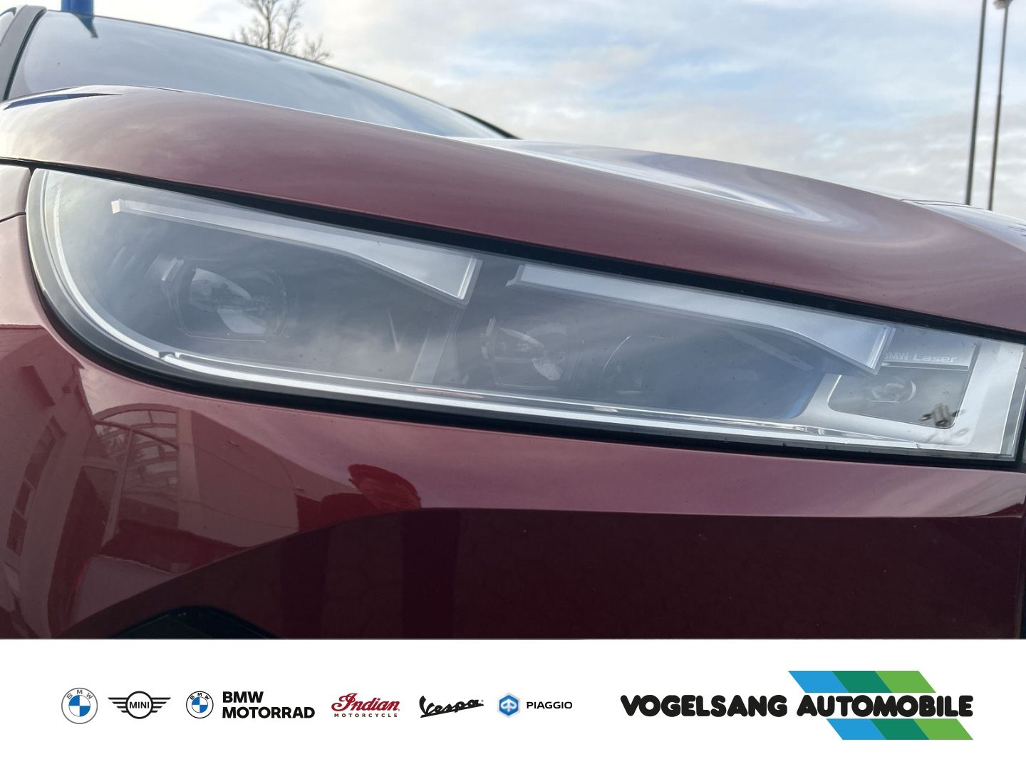 Fahrzeugabbildung BMW iX xDrive 50,Sport,Laserlicht,PanoSkyLounge,Head