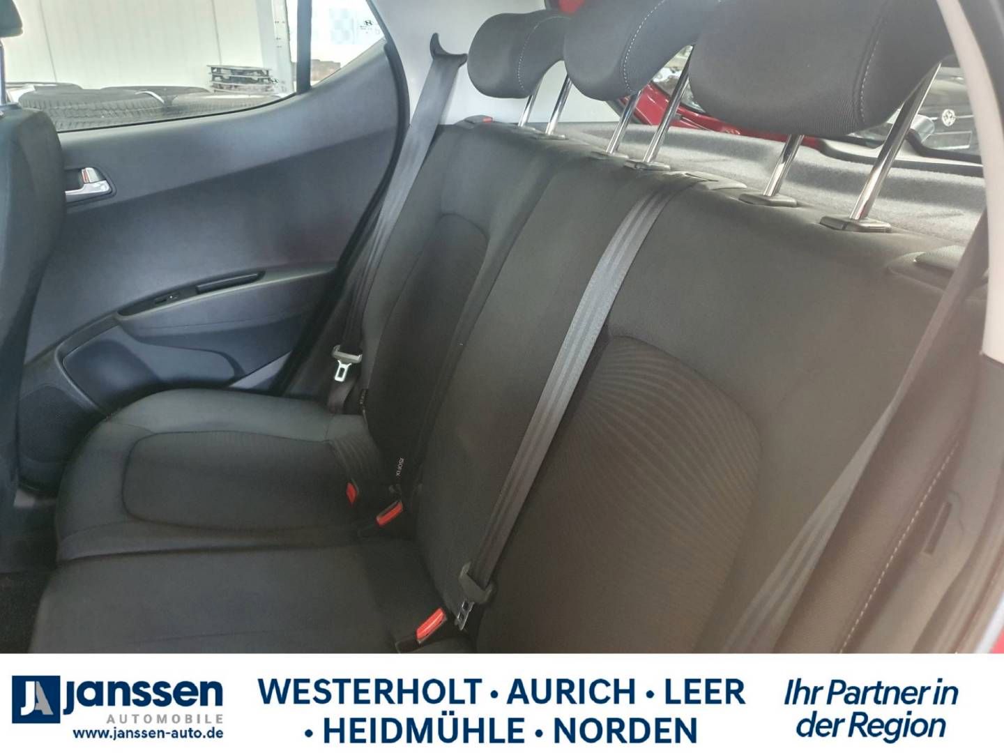 Fahrzeugabbildung Hyundai i10 Style Premium-Paket, Sicherheits-Paket