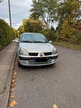 Renault Clio - 94.000Km - TüV bis 3/2026 -... - gebrauchte Renault Clio aus dem Jahr 2003