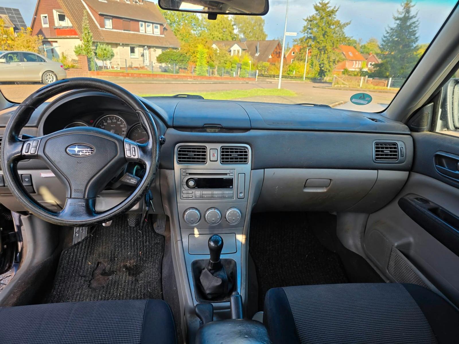 Subaru Forester 2005 — photo 12