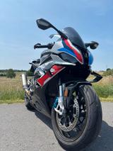 BMW M1000RR - Offers matching your search criteria