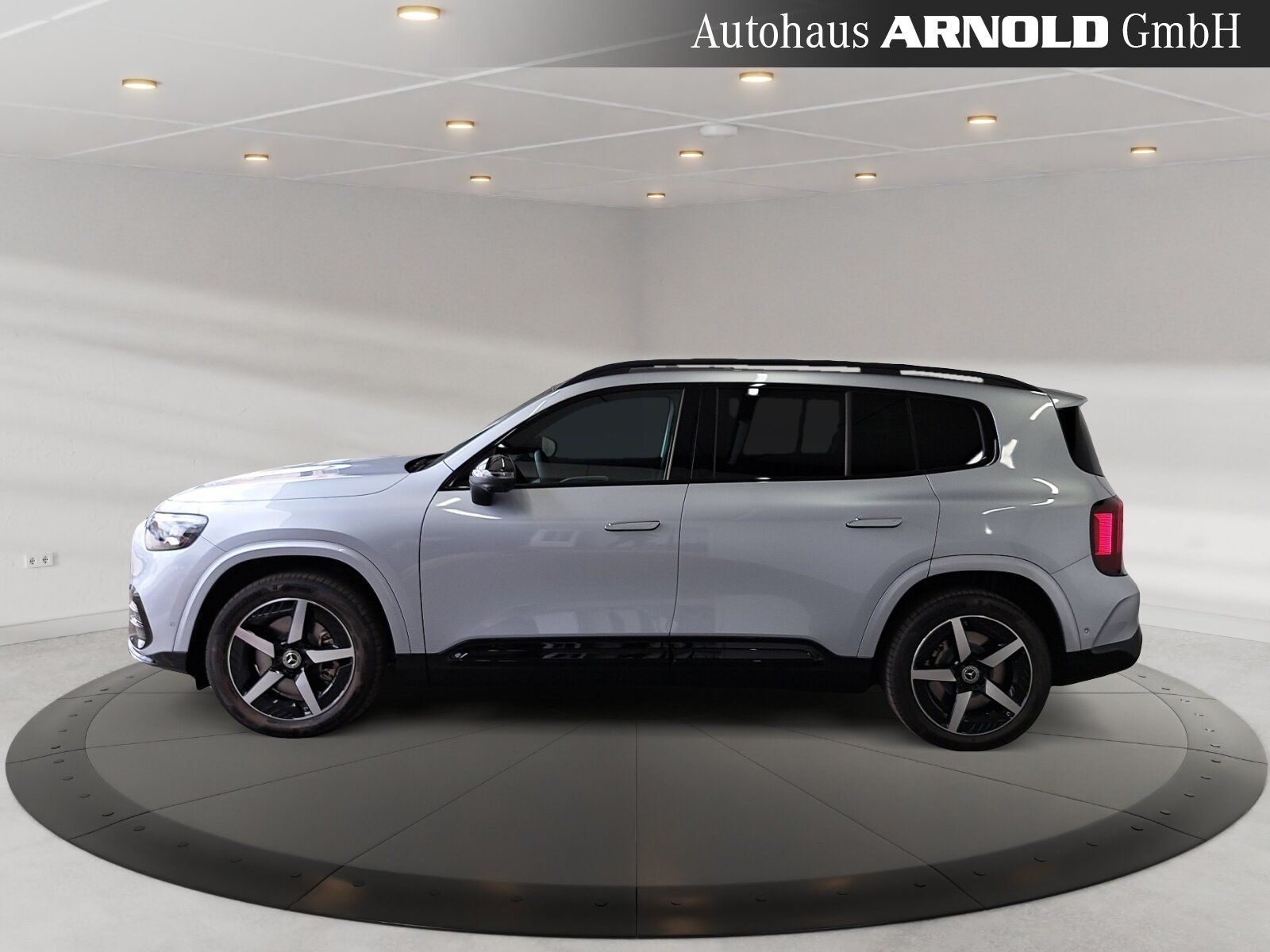Mercedes-Benz GLB 350 4M EQ AMG-Line PanoD Head-Up SUPERSCREEN imagem 2