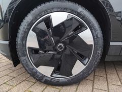 Fahrzeugabbildung Volvo EX30 Single Extended Range RWD Plus