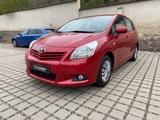 Toyota Verso Benzin Life - gebrauchte Toyota Verso aus dem Jahr 2010
