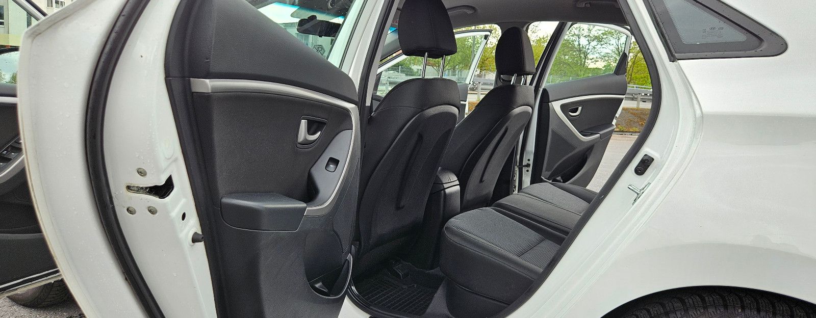 HYUNDAI i30 blue Euro 6 Alufelgen 8-fach bereift