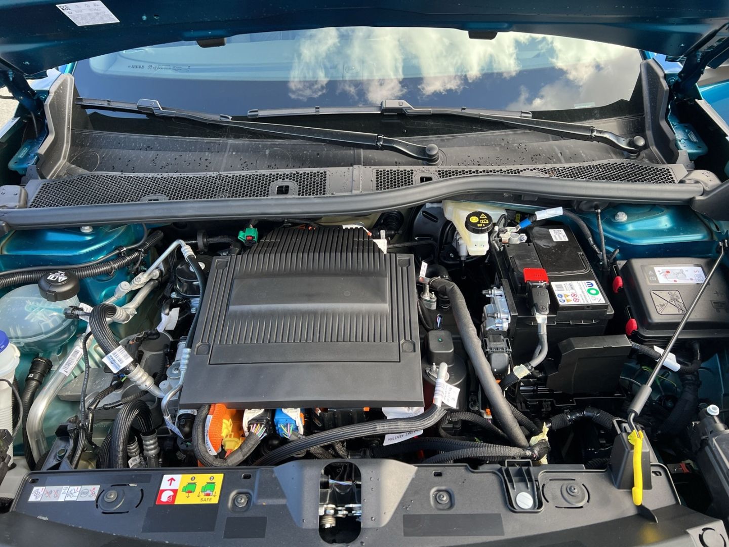 Peugeot 2008 - Bild 14
