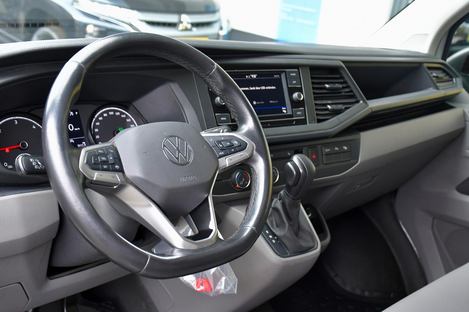 Volkswagen T6.1 Transporter Kasten lang AHK Kamera LED ACC