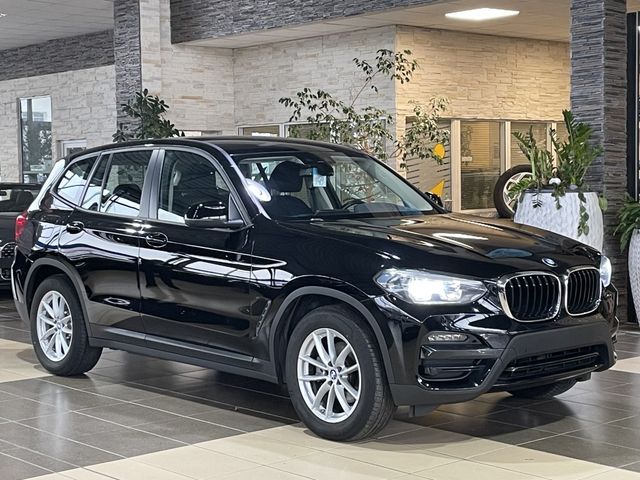 BMW X3 xDrive 20 d Advantage LED LiveCockpit PDC DAB