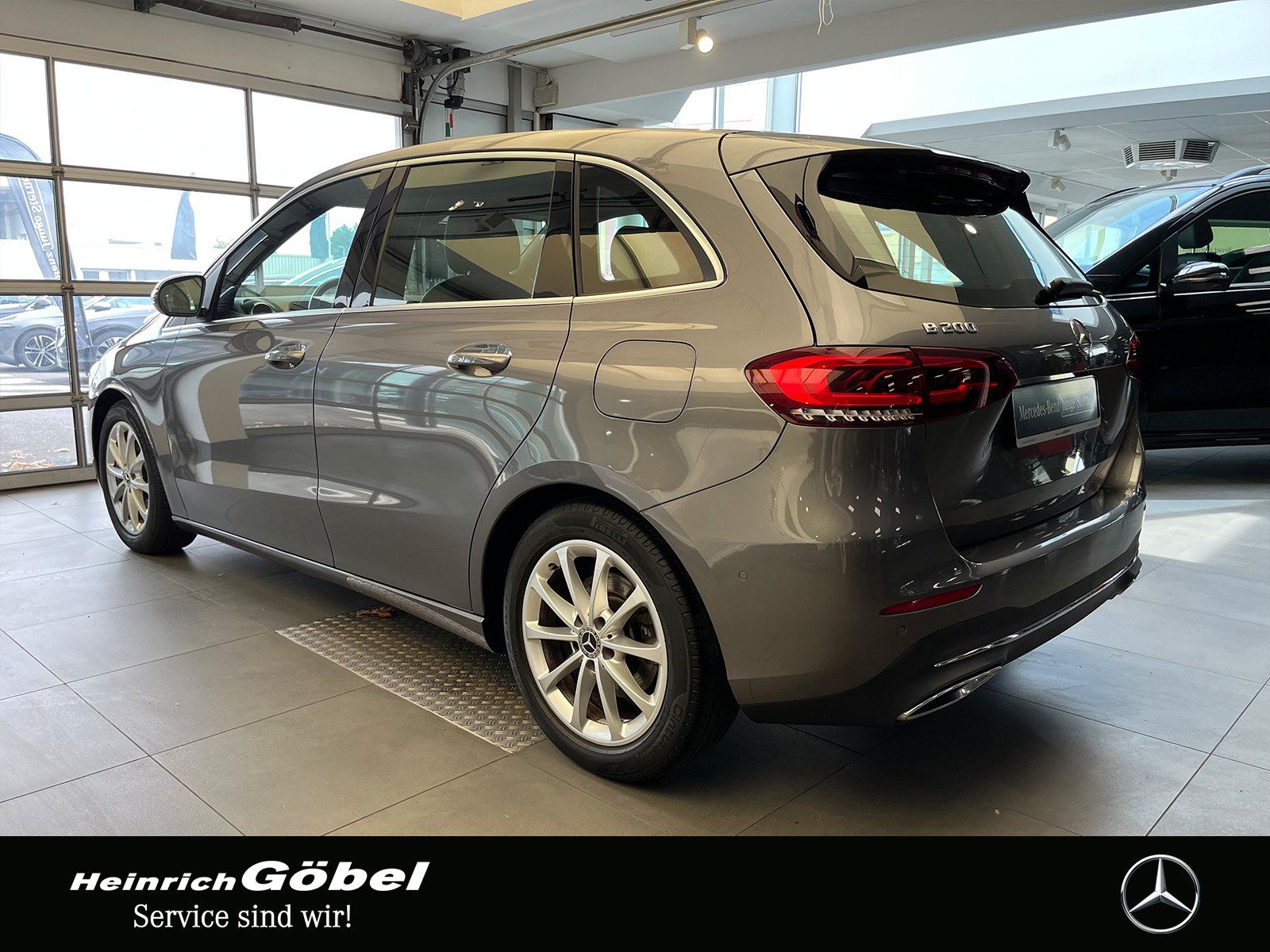 Fahrzeugabbildung Mercedes-Benz B 200 PROGRESSIVE+LED+NAVI+PARK-ASSIST+SHZ