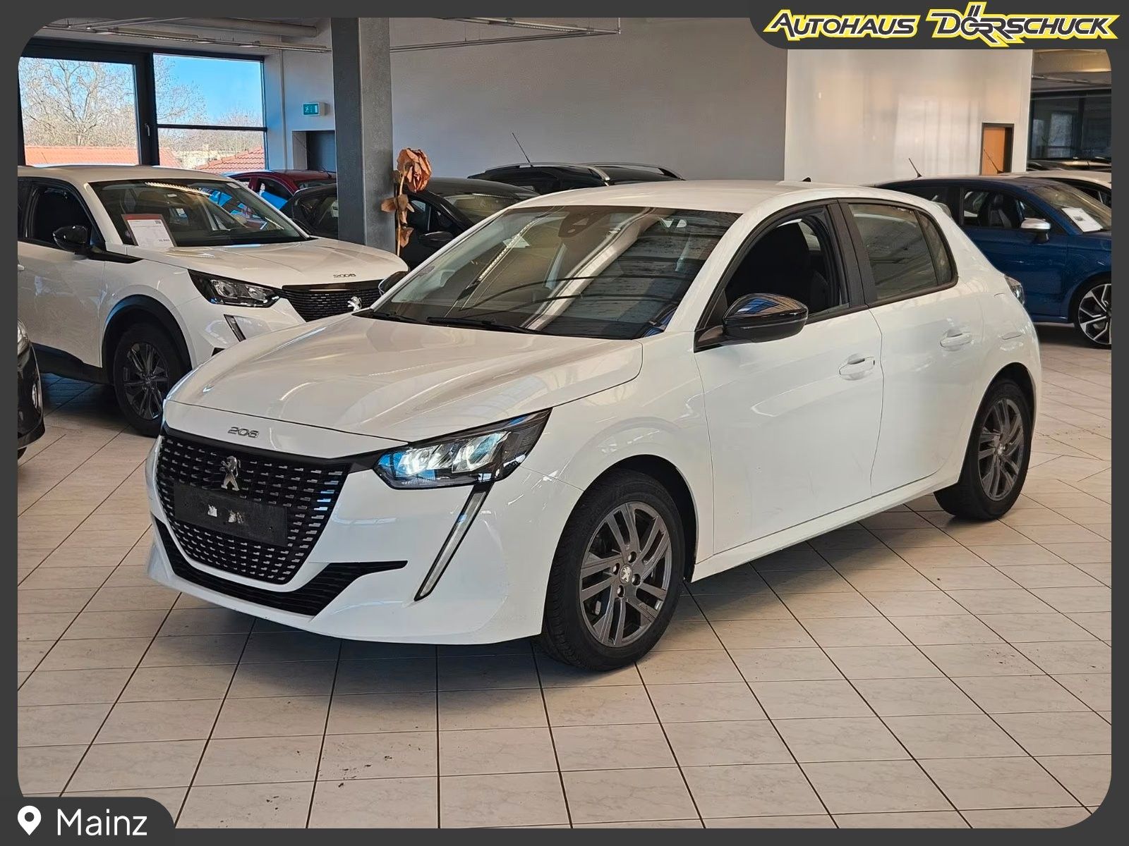 PEUGEOT 208
