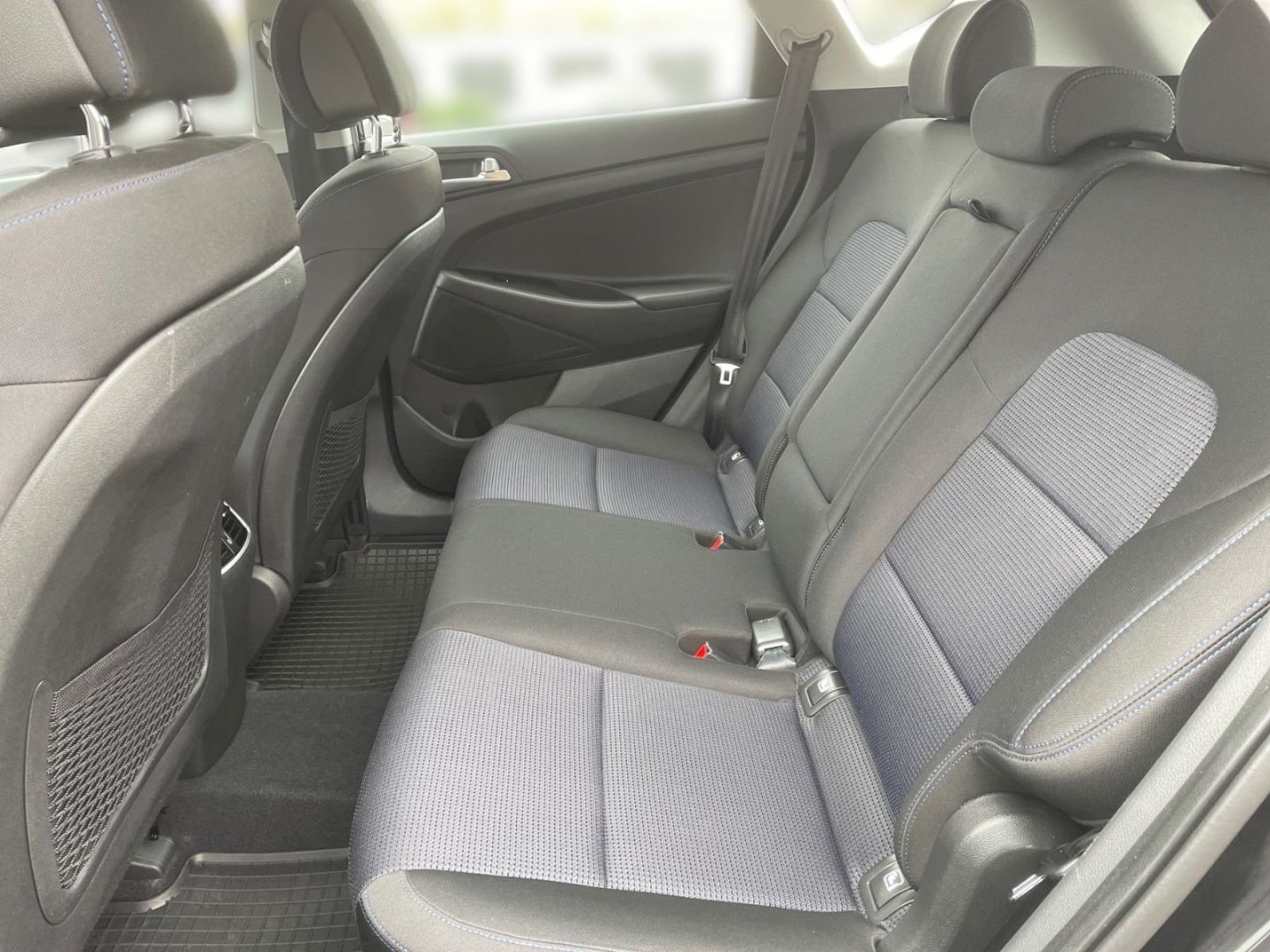 Fahrzeugabbildung Hyundai Tucson 1.6T GDi DCT 4WD Trend Sitzheizung Anhäng
