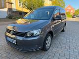 Volkswagen Caddy 1.6  Maxi Trendline Behinderten Rollstuhl - Volkswagen Caddy aus 2011: Maxi