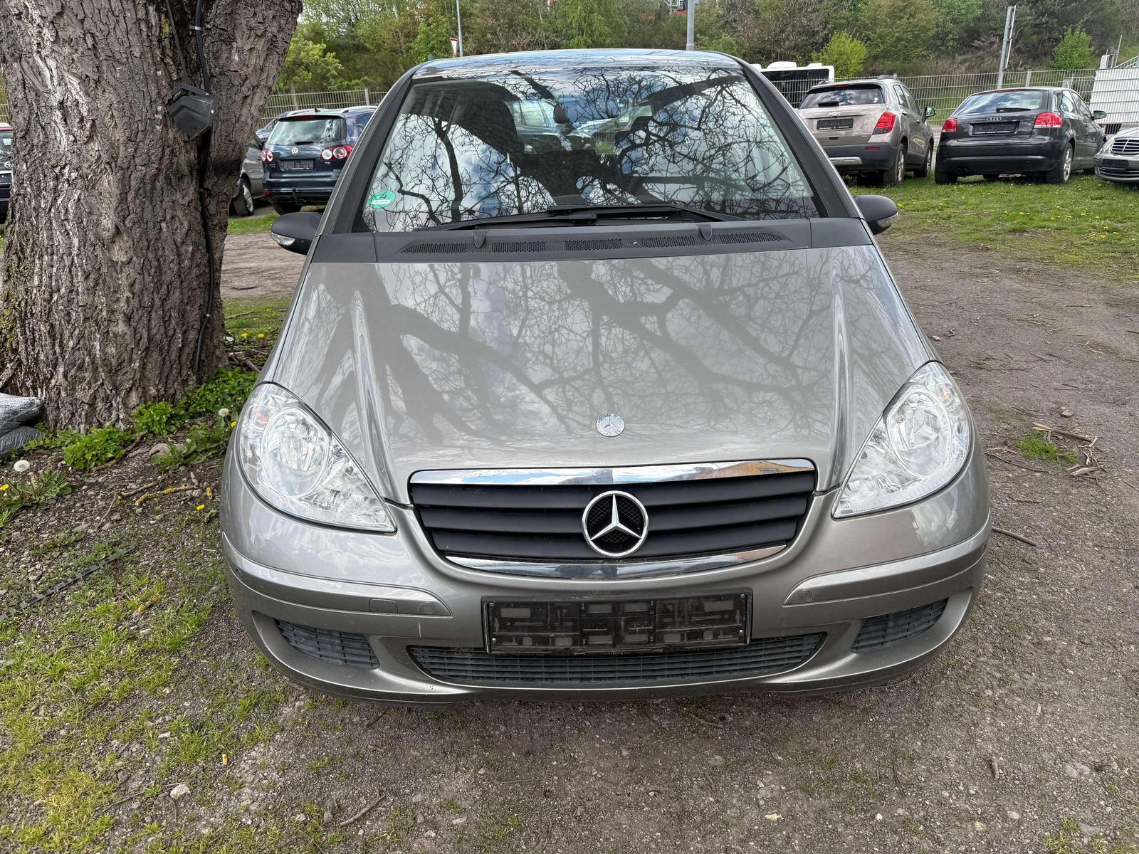 Mercedes-Benz A 150 A-Klasse  5-Türer Autotronic Elegance
