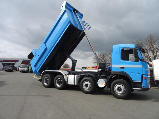 Volvo FM/ FH - 8X4 R Muldenkipper