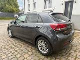 Kia Rio 1.4 Dream-Team Edition Dream-Team Edition - Kia Rio: 1.4