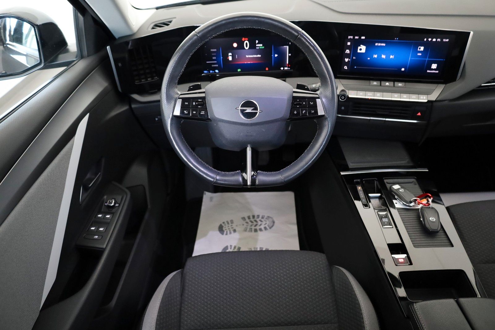 Fahrzeugabbildung Opel Astra L Lim.Plug-in Hybrid,Kamera,Mirrorlink,ACC