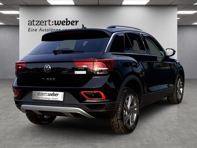 Fahrzeugabbildung Volkswagen T-Roc Life 1.5 TSI DSG Kamera LED ACC SitzHz