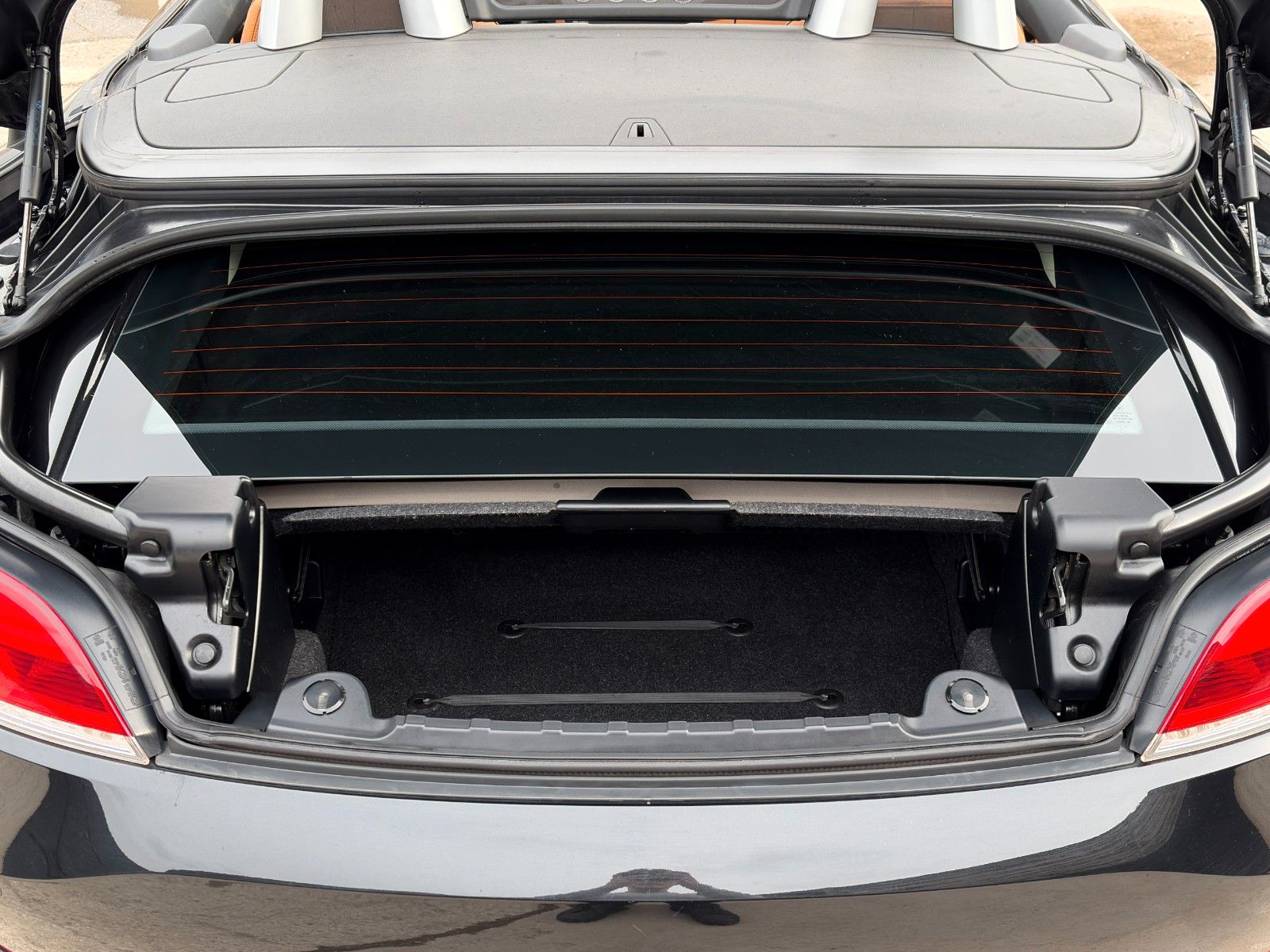 Fahrzeugabbildung BMW Z4 Roadster sDrive 35i SHZ LHZ PDC HiFi Temp.