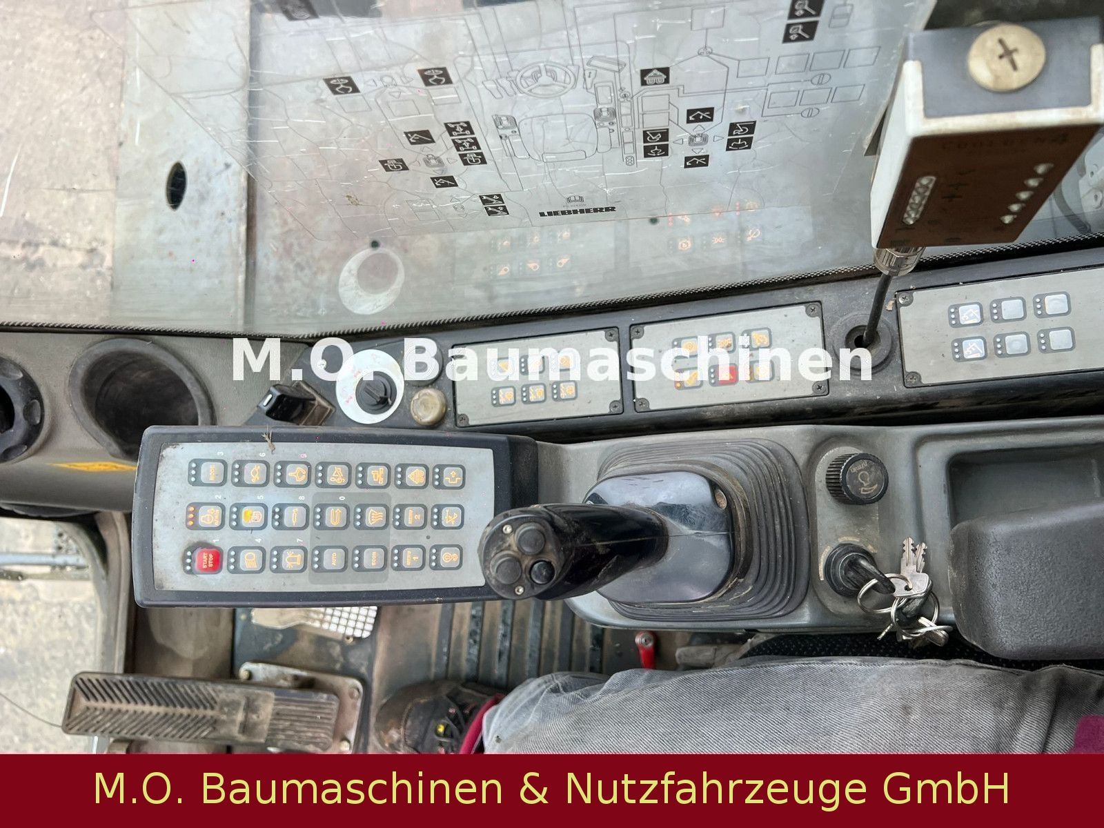 Fahrzeugabbildung Liebherr LH 40 M Litronic/Greifer / Magnetanlage