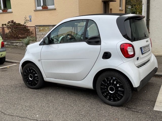 Smart ForTwo coupé 60kW EQ Batterie - Inspektion neu