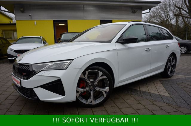 Skoda Octavia Combi 2.0 TSI DSG RS+5JGAR+PANO+19+eAHK