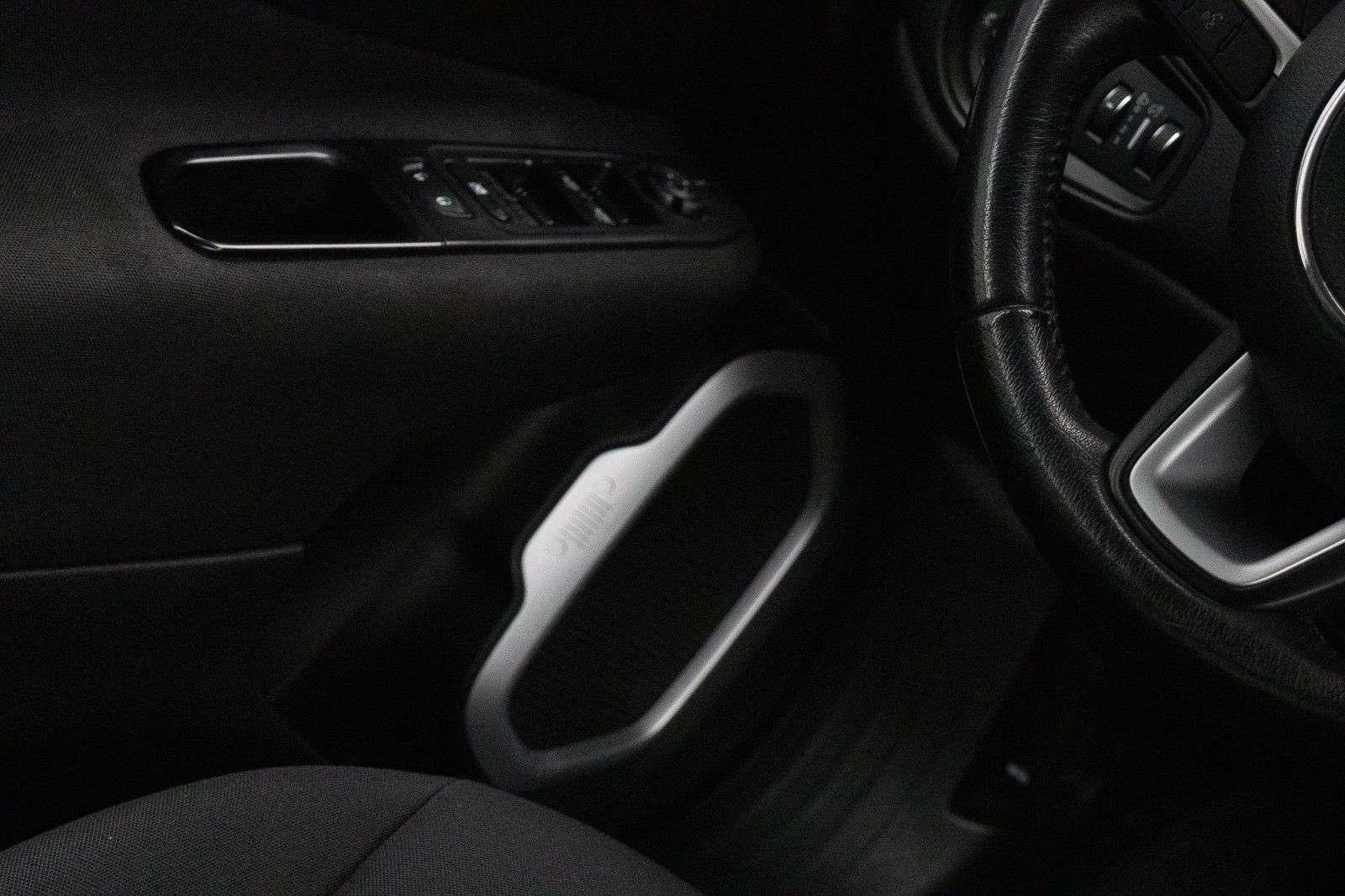 Fahrzeugabbildung Jeep Renegade Longitude 2.0l MultiJet 4WD 6MT*1.Hd