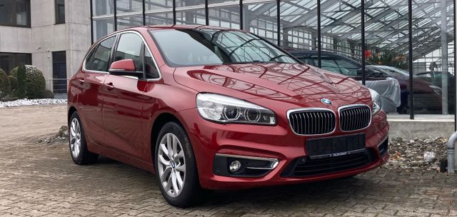 BMW 218i Active Tourer Leder Navi LED Alu 17"