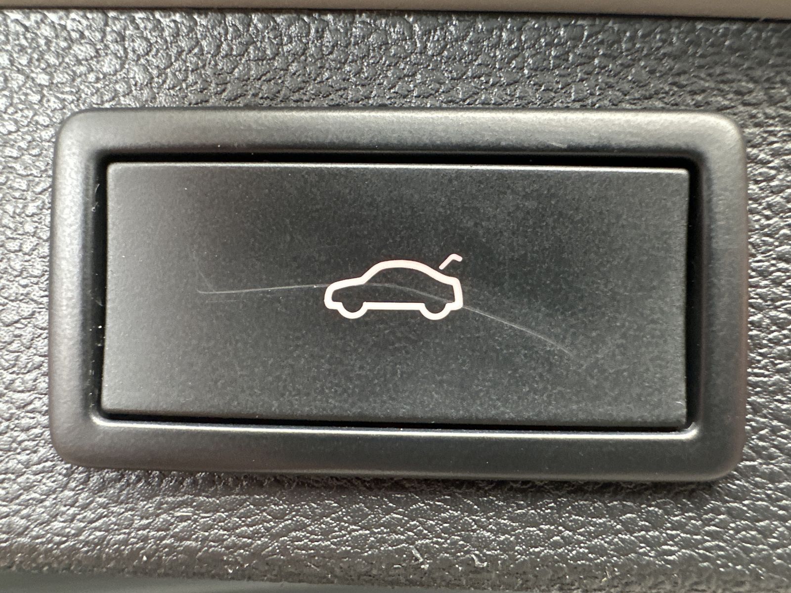 Fahrzeugabbildung SKODA Kodiaq 2.0 TDI DSG Ambition NAV+MATRIX+PANO+AHK