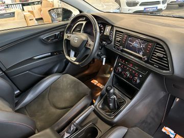 MYAUTOCENTER – Gebraucht- und Jahreswagen mit Werkstattservice in Pfaffenhofen Seat Leon ST FR *LED*Alcantara*NAVI*