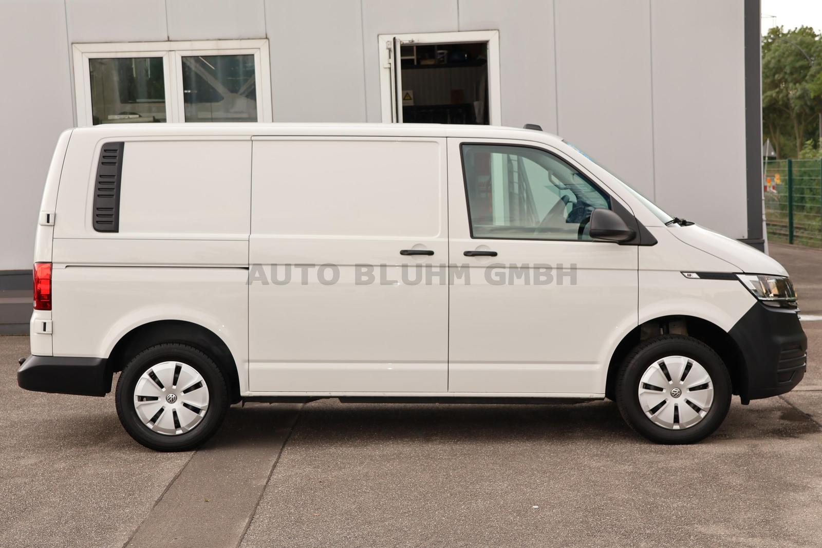 Volkswagen T6. TDI-SCR Kasten KR Klima AHK 2,5T 3-Sitze Cam
