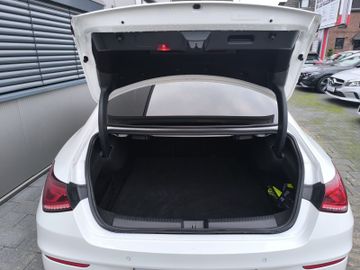 Bild 9 Mercedes-Benz CLA 220 AMG-Line Automatik Kamera MBUX Ambiente
