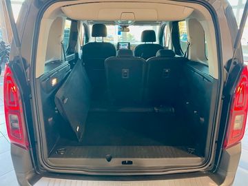 Citroën Berlingo Shine Blue HDI EAT8  AT Motor 5.800 KM