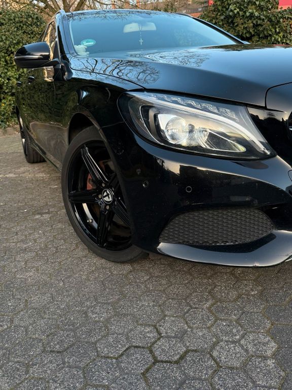 Image of Mercedes-Benz C 200