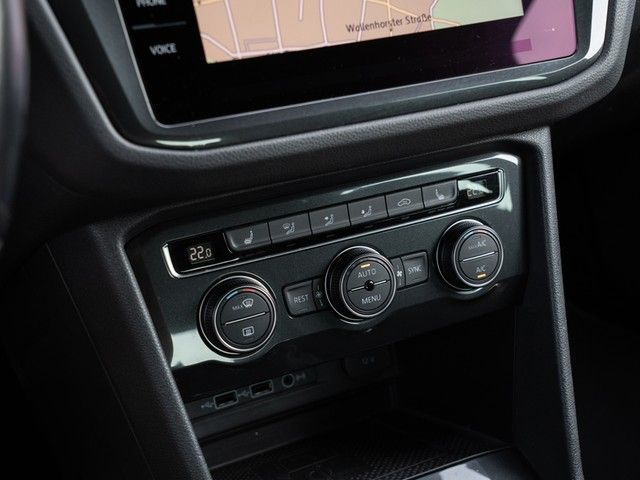 Tiguan Highline TDI DSG 4M. R-Line Leder DCC 20"